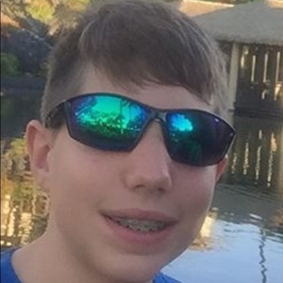 Meet your Posher, Sean - Picture 1 of 1